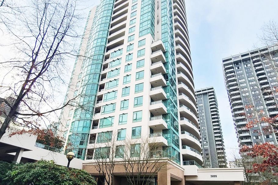 604 5899 Wilson Avenue Burnaby, BC - 1