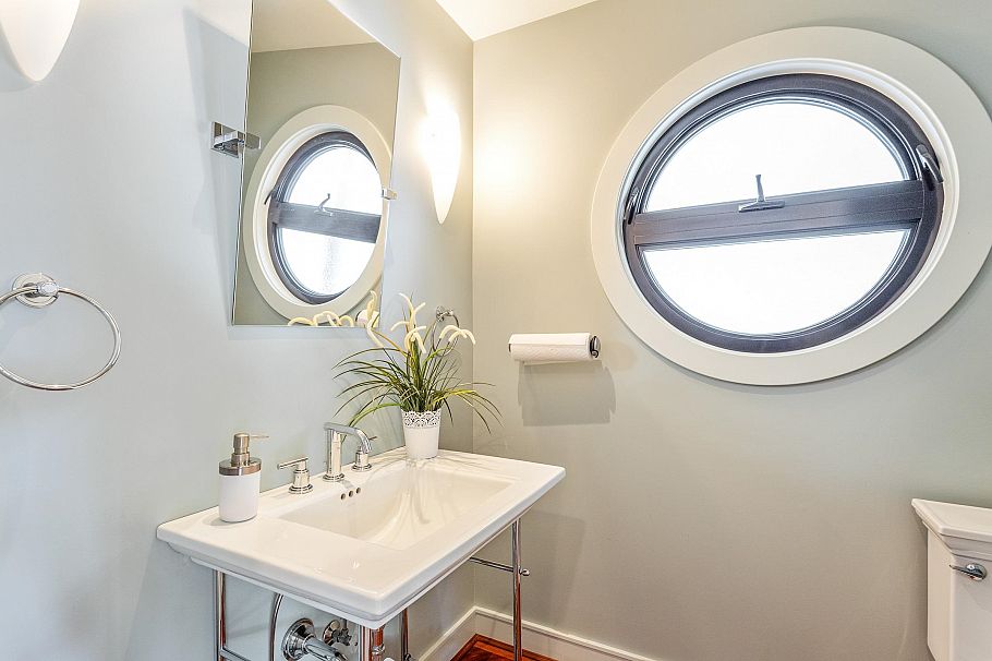 4468 W 1st Avenue Vancouver, BC - 23