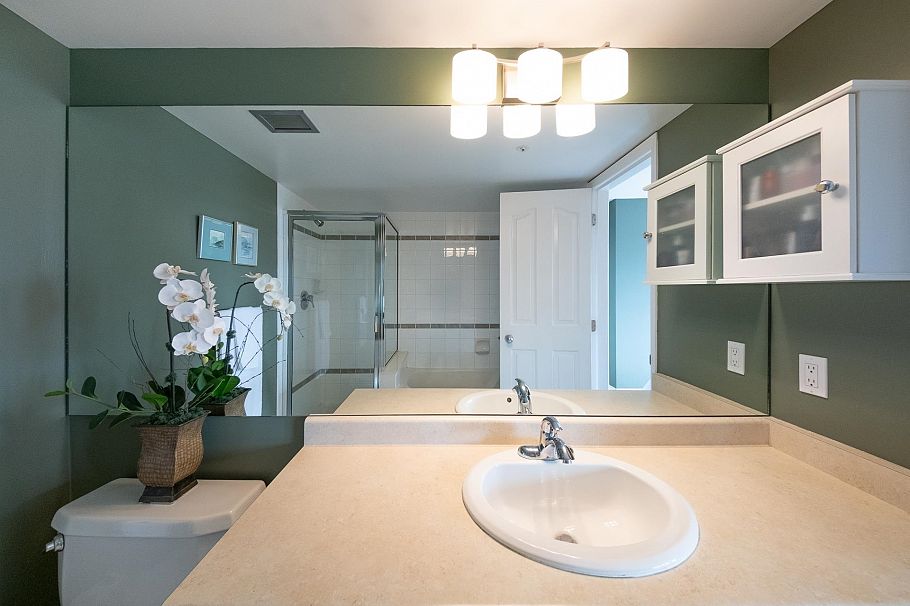 2204 183 Keefer Place Vancouver, BC - 24