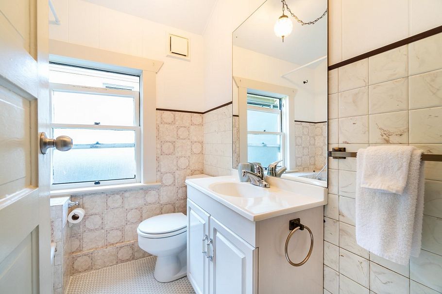 498 E 5th Avenue Vancouver, BC - 16