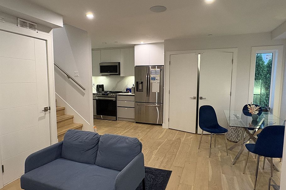 3429 Dundas Street Vancouver, BC - 13