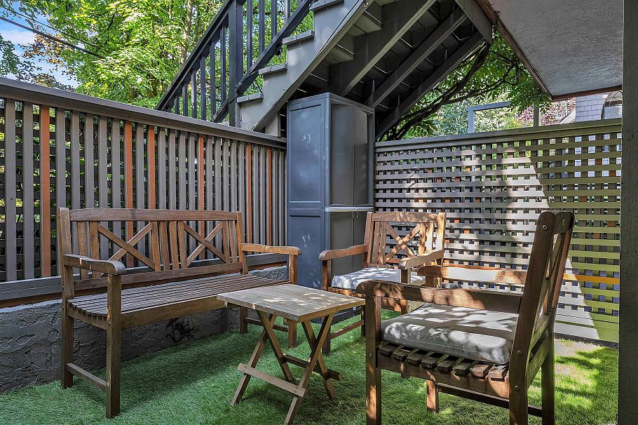 2433 W 6th Avenue Vancouver, BC - 14