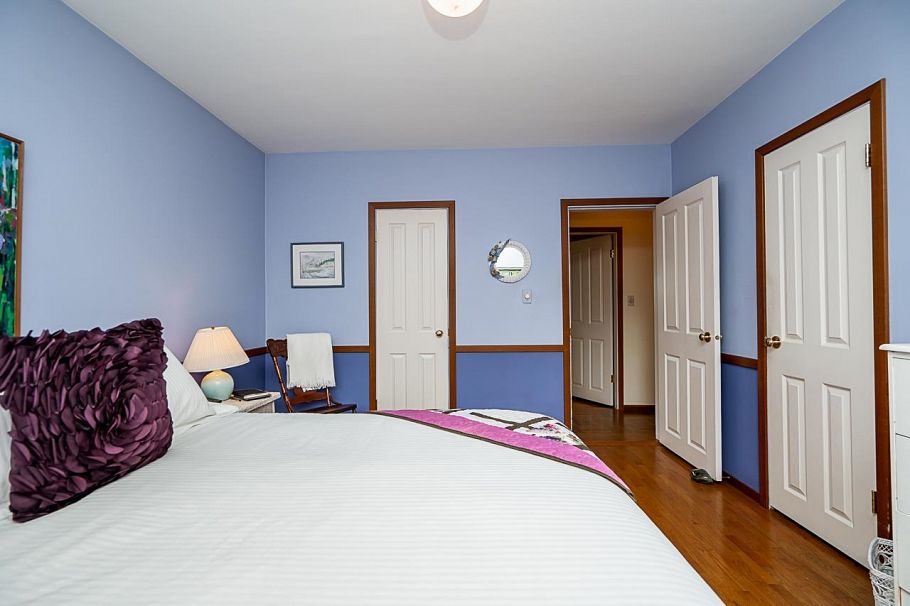 4930 Queensland Road Vancouver, BC - 16