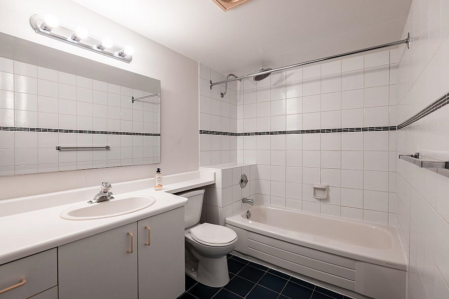 403 1147 Nelson Street Vancouver, BC - 20