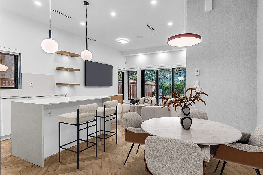 1 3118 Windsor Street Vancouver, BC - 8