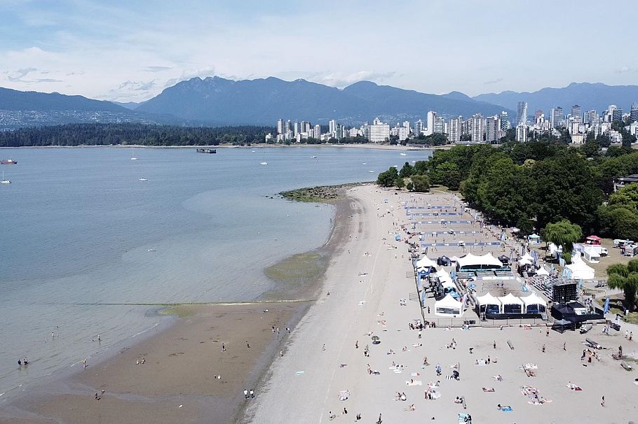 2433 W 6th Avenue Vancouver, BC - 37