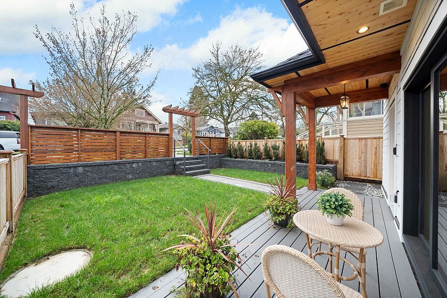 1 2247 Parker Street Vancouver, BC - 28