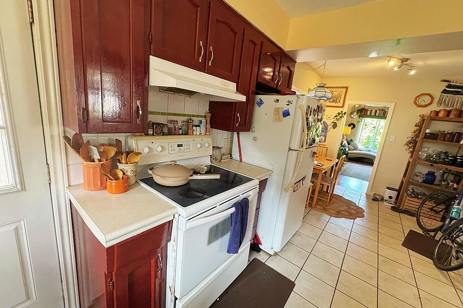 5569 Culloden Street Vancouver, BC - 7