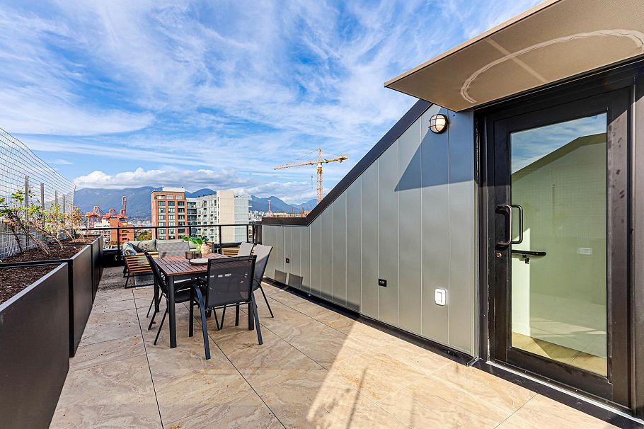 903 239 Keefer Street Vancouver, BC - 1