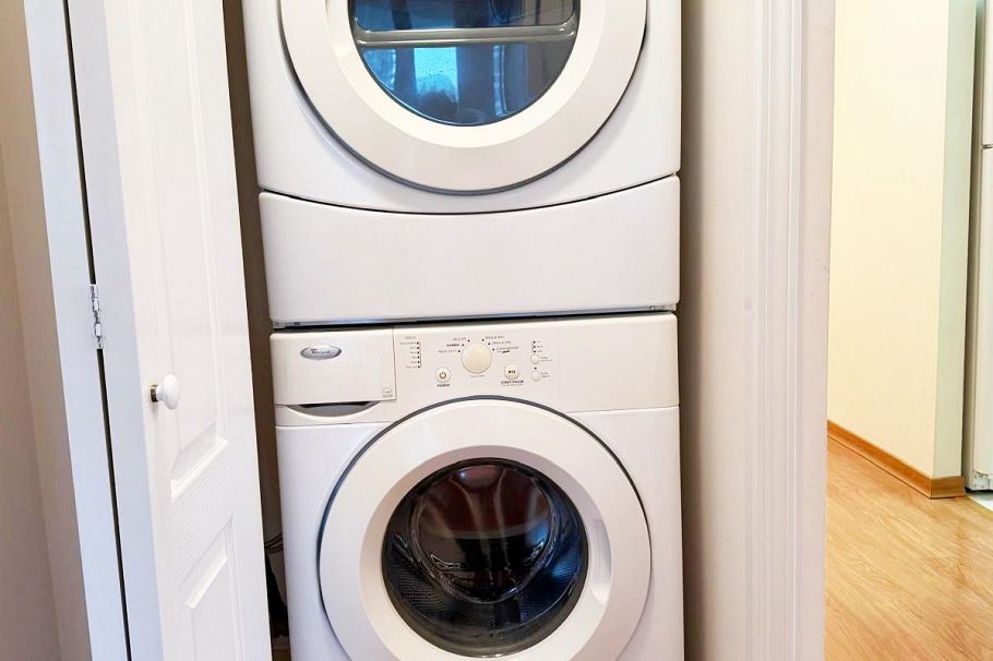 604 5899 Wilson Avenue Burnaby, BC - 24