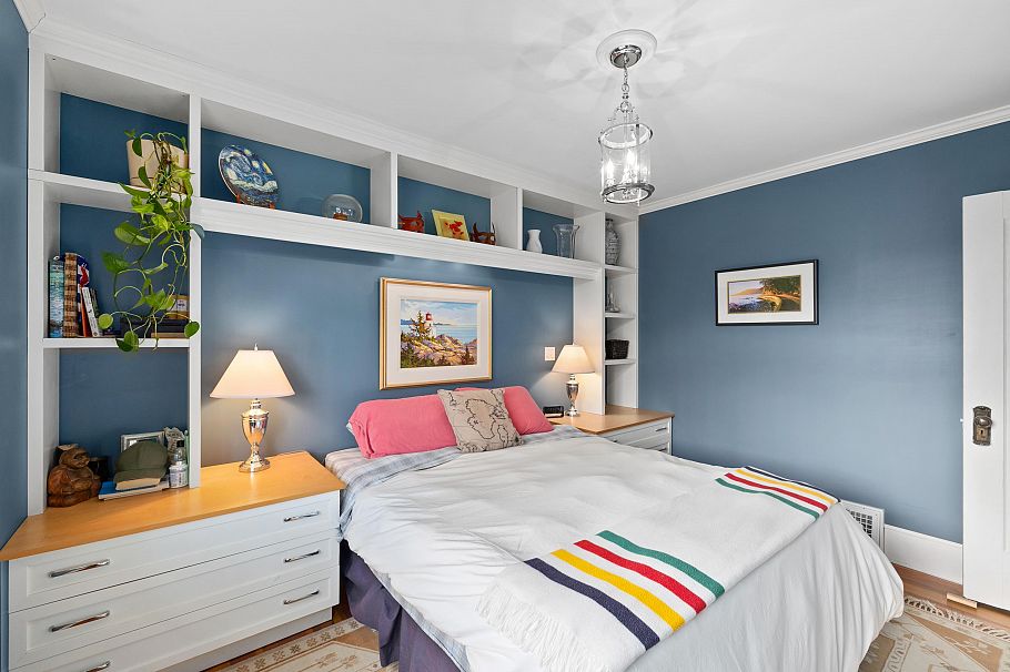 2906 W 12th Avenue Vancouver, BC - 11