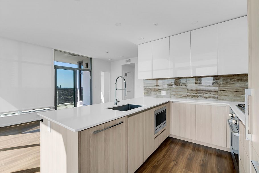 4402 1888 Gilmore Avenue Burnaby, BC - 11