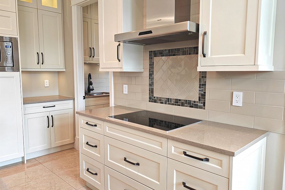 3520 W 37th Avenue Vancouver, BC - 8