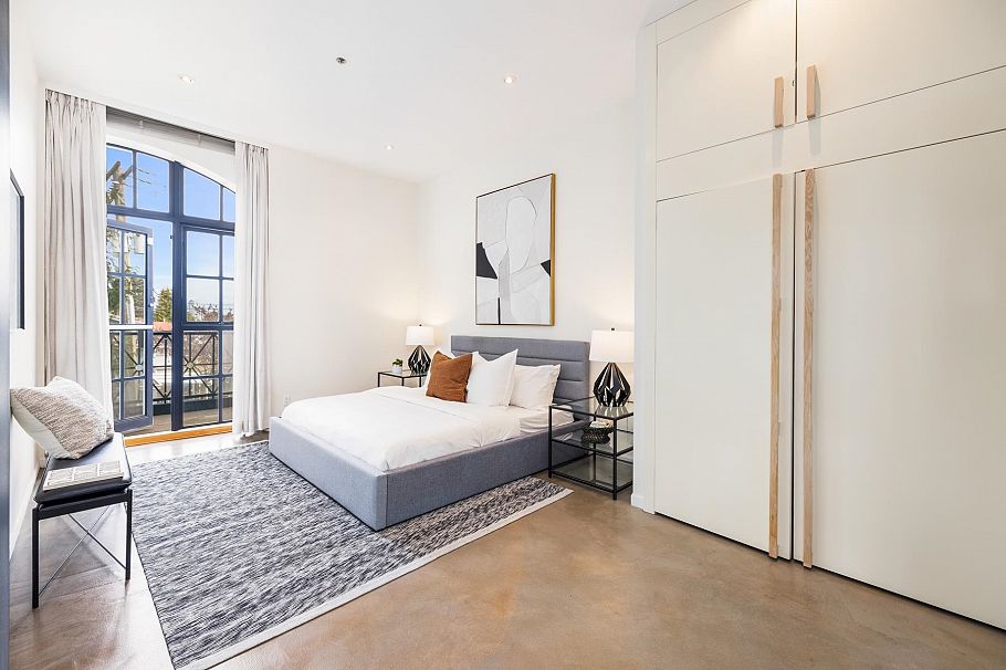 202 4590 Earles Street Vancouver, BC - 13