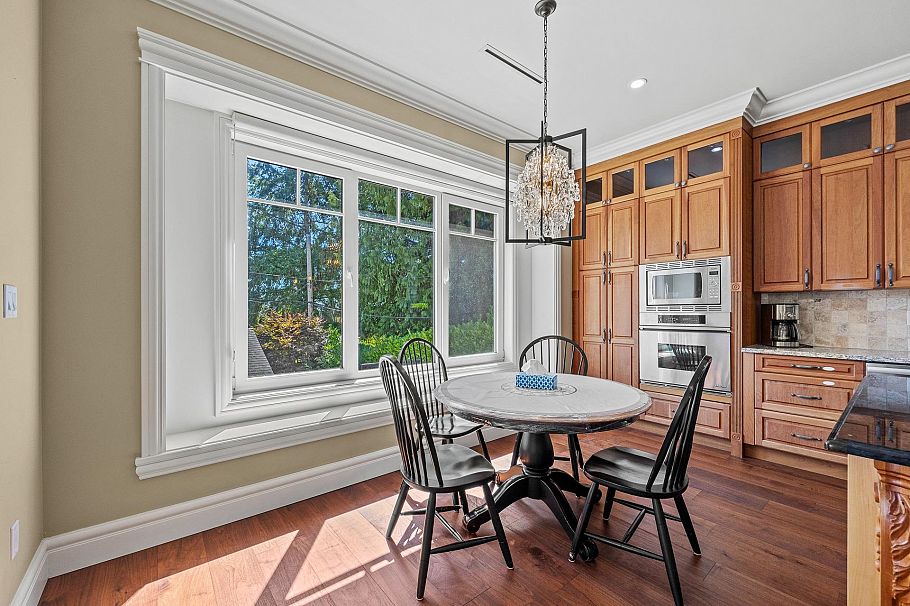 4042 W 34th Avenue Vancouver, BC - 16