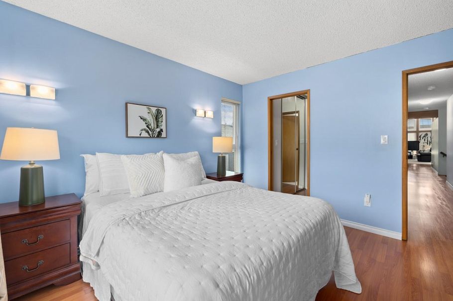 2142 St. Andrews Avenue North Vancouver, BC - 16