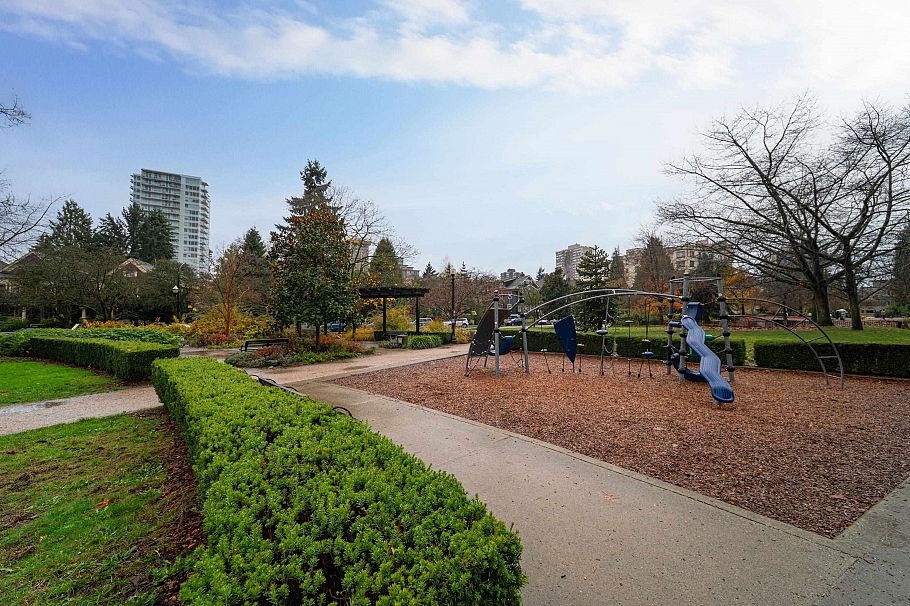 301 1234 Pendrell Street Vancouver, BC - 34