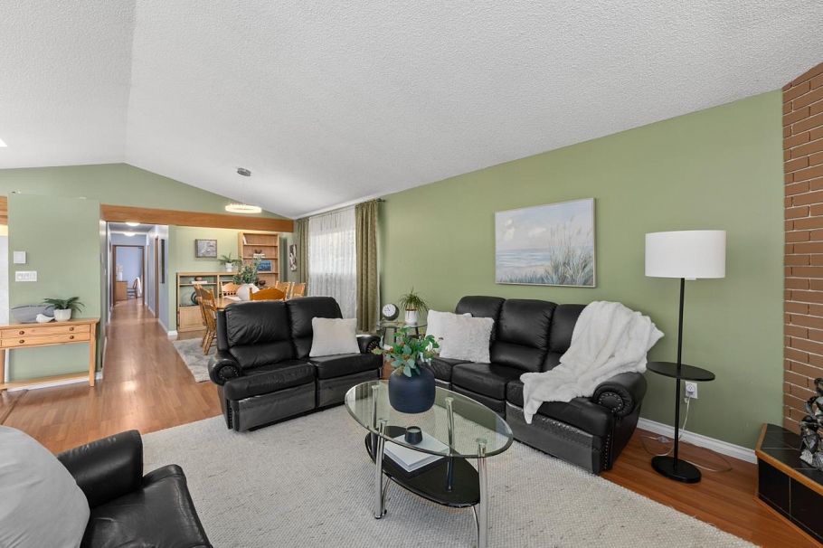 2142 St. Andrews Avenue North Vancouver, BC - 15
