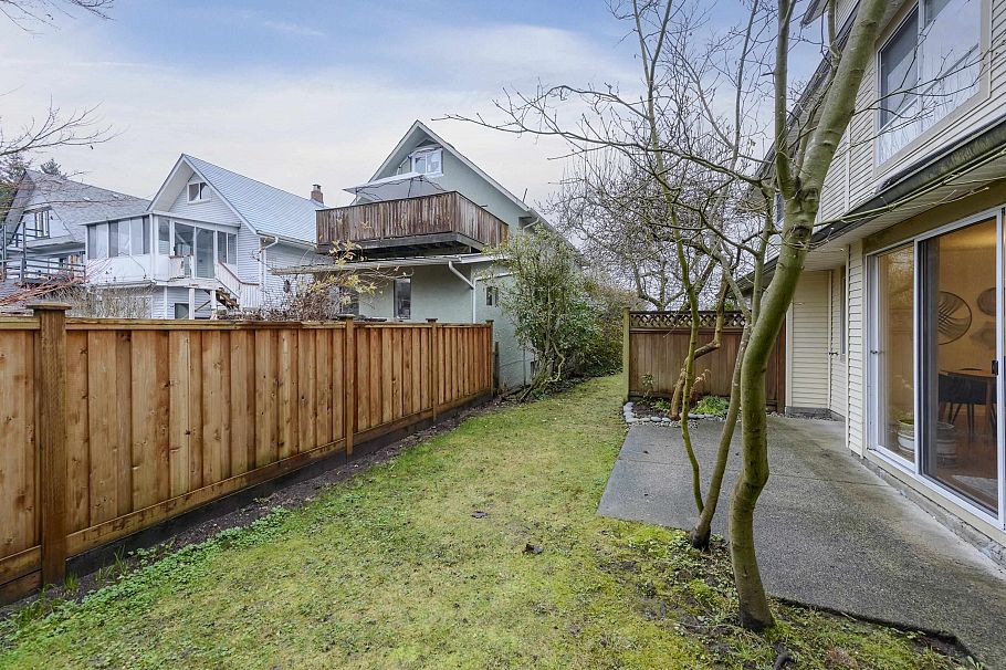 6 4245 Sophia Street Vancouver, BC - 32