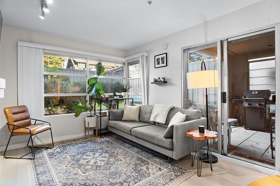 101 3023 W 4th Avenue Vancouver, BC - 1