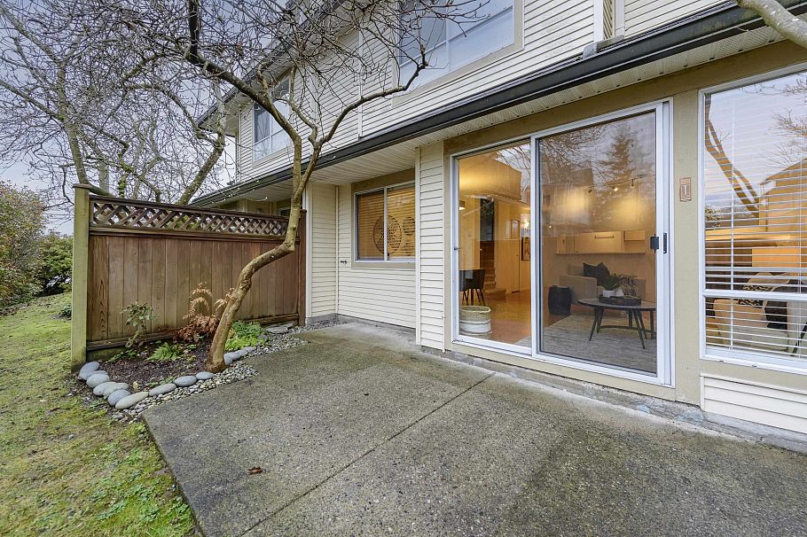 6 4245 Sophia Street Vancouver, BC - 30