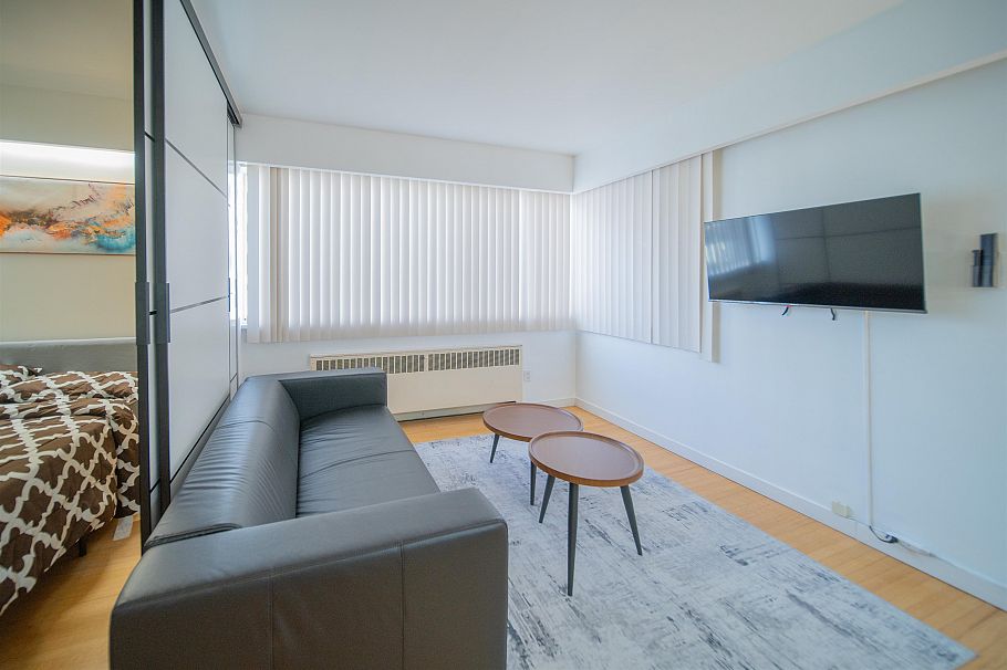 107 1925 NELSONSTREET, Vancouver BC V6G 1K9 Vancouver, BC - 2