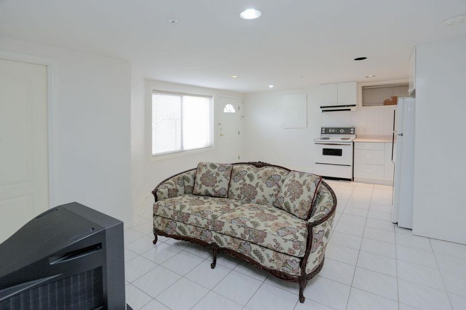 6333 Butler Street Vancouver, BC - 19