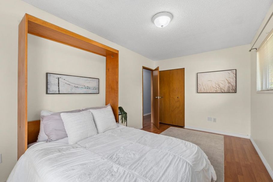 2142 St. Andrews Avenue North Vancouver, BC - 19