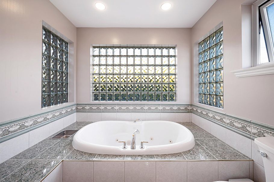 2195 Harrison Street Vancouver, BC - 18