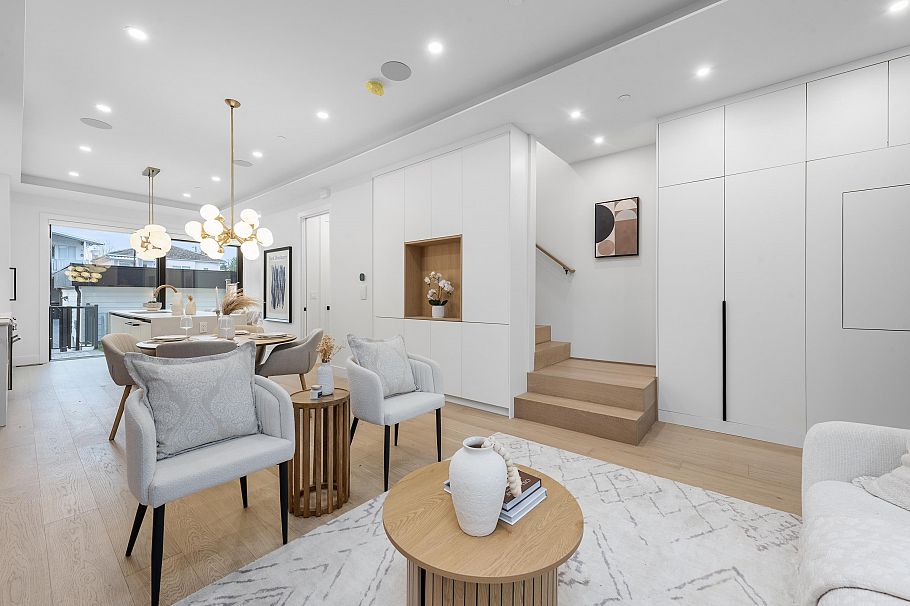 2 4889 Moss Street Vancouver, BC - 7