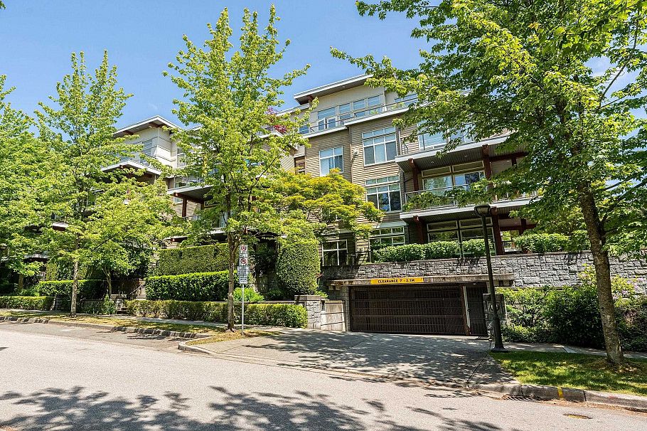 406 6328 Larkin Drive Vancouver, BC - 1