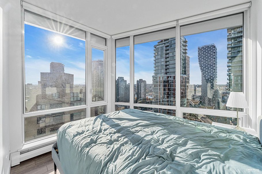 2206 1283 Howe Street Vancouver, BC - 10