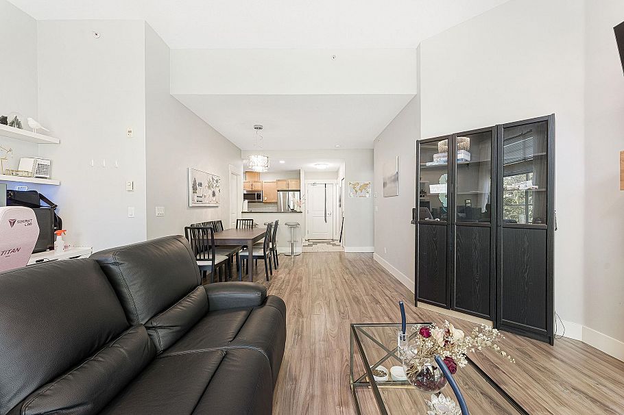 406 6328 Larkin Drive Vancouver, BC - 7