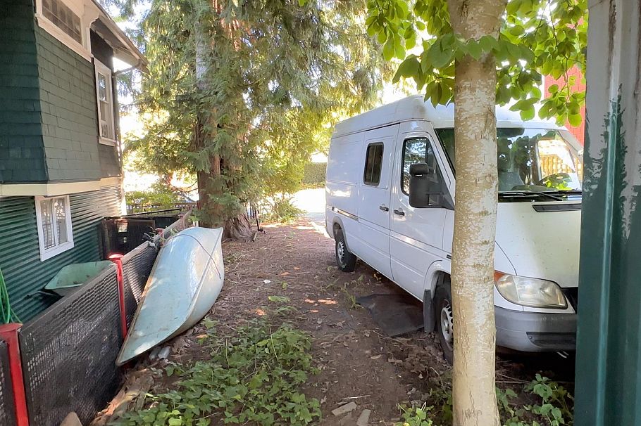 3336 E Georgia Street Vancouver, BC - 35