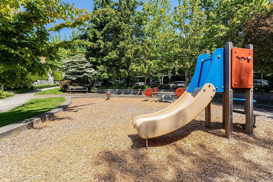 406 6328 Larkin Drive Vancouver, BC - 22