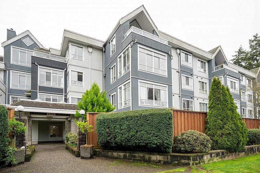 206 855 W 16th Street North Vancouver, BC - 2