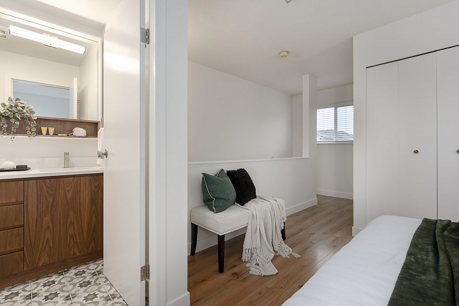 6 4245 Sophia Street Vancouver, BC - 25