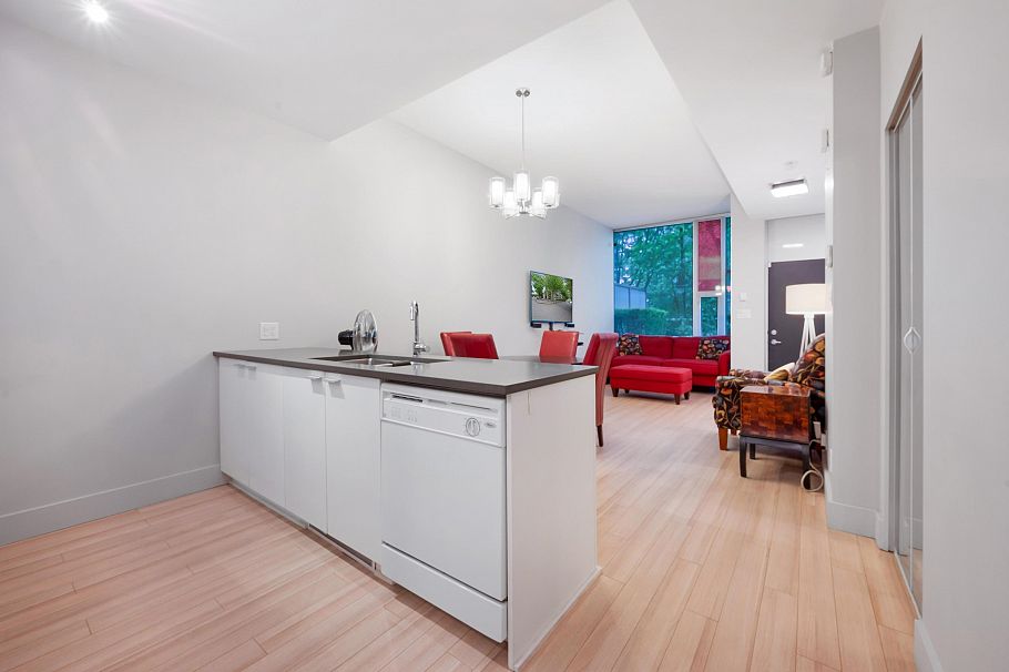 682 Citadel Parade Vancouver, BC - 7