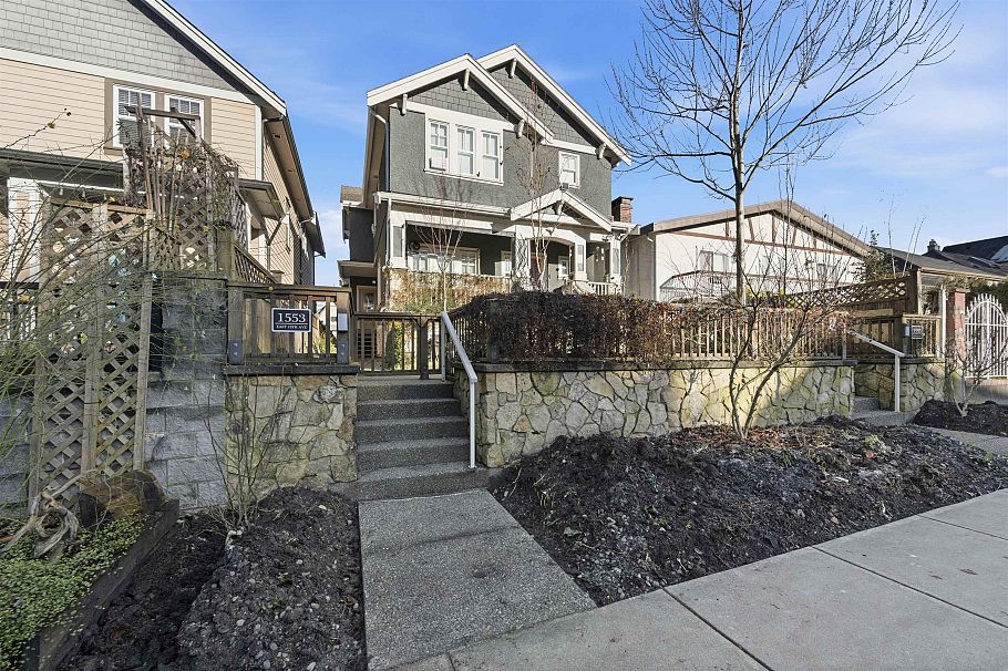 1553 E 13th Avenue Vancouver, BC - 2