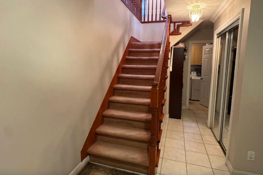 591 E 28th Avenue Vancouver, BC - 12