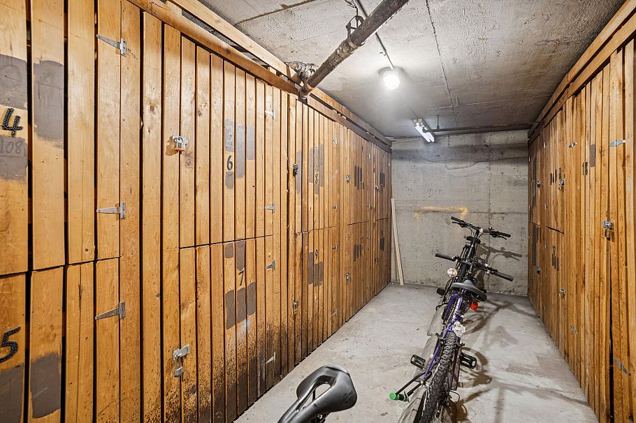 303 1717 W 13th Avenue Vancouver, BC - 11