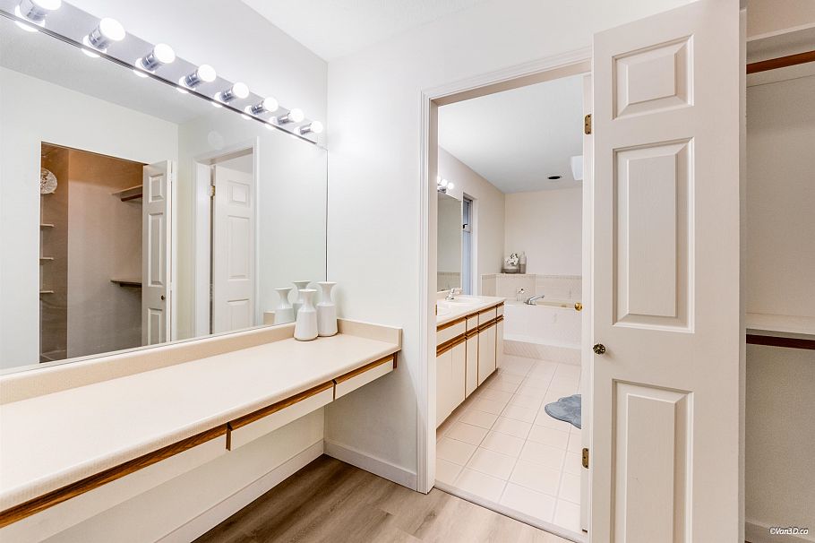 10260 Mcleod Court Richmond, BC - 24