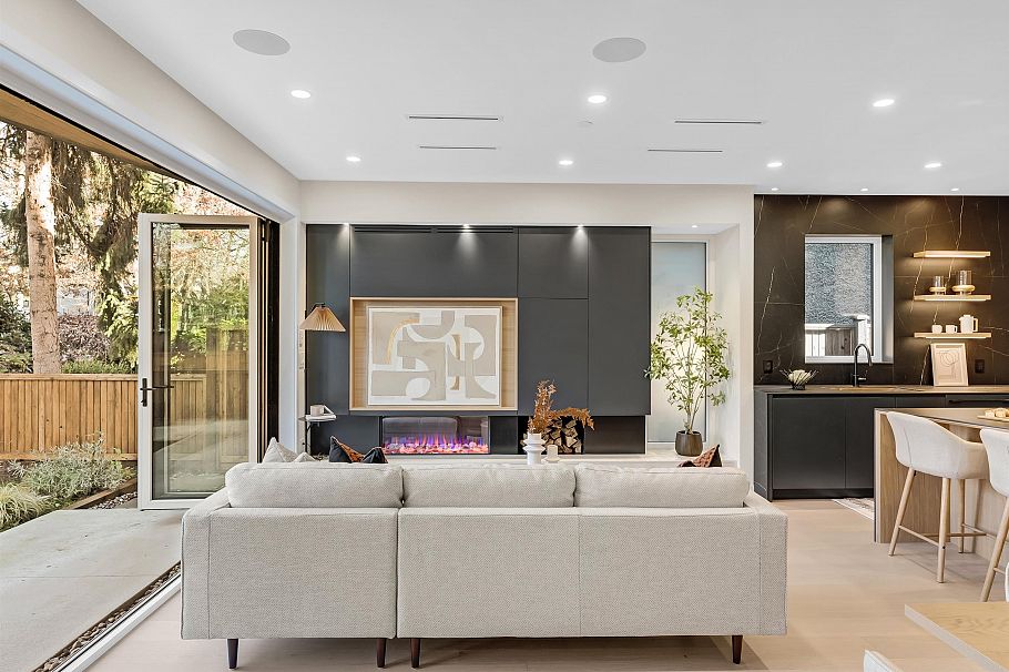 1 2764 W 14th Avenue Vancouver, BC - 5