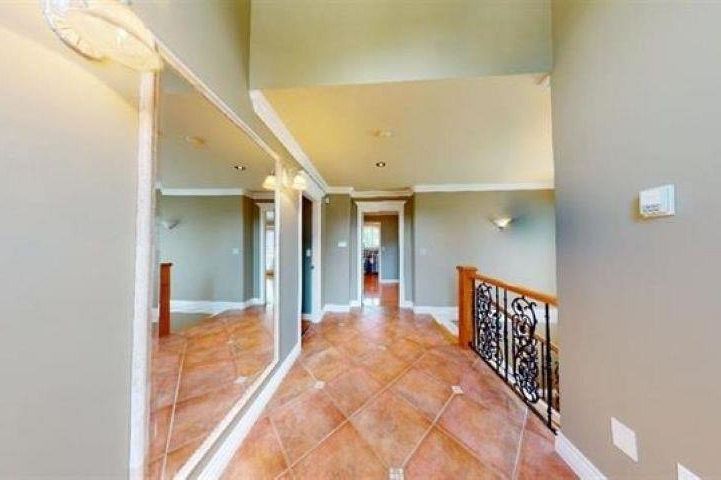 467 W Kings Road North Vancouver, BC - 15