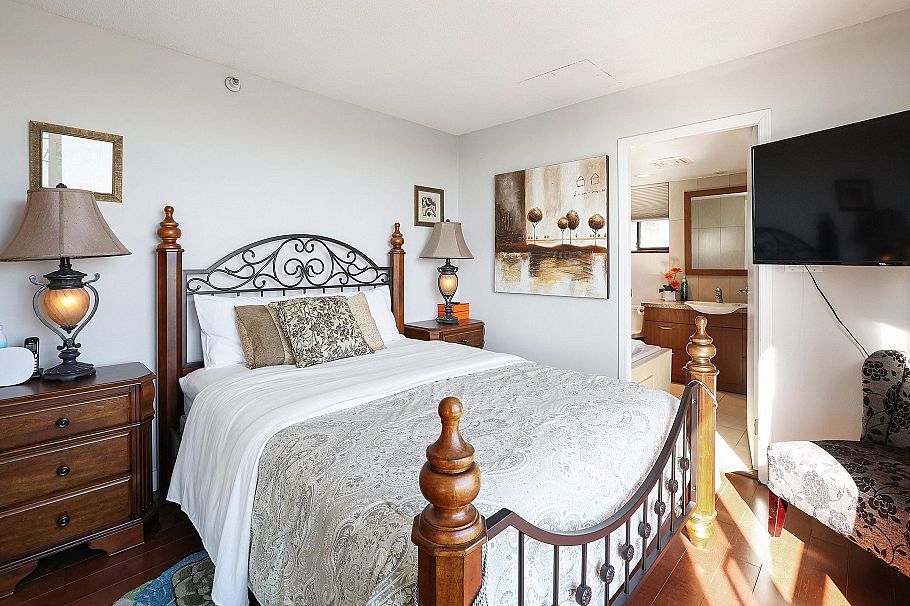 PH 1268 W Broadway Vancouver, BC - 11