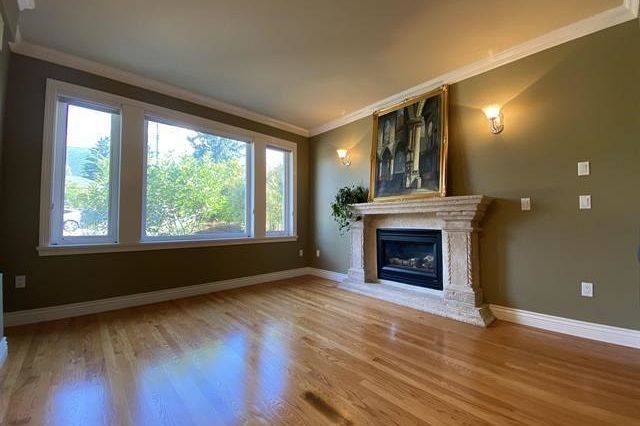 467 W Kings Road North Vancouver, BC - 2