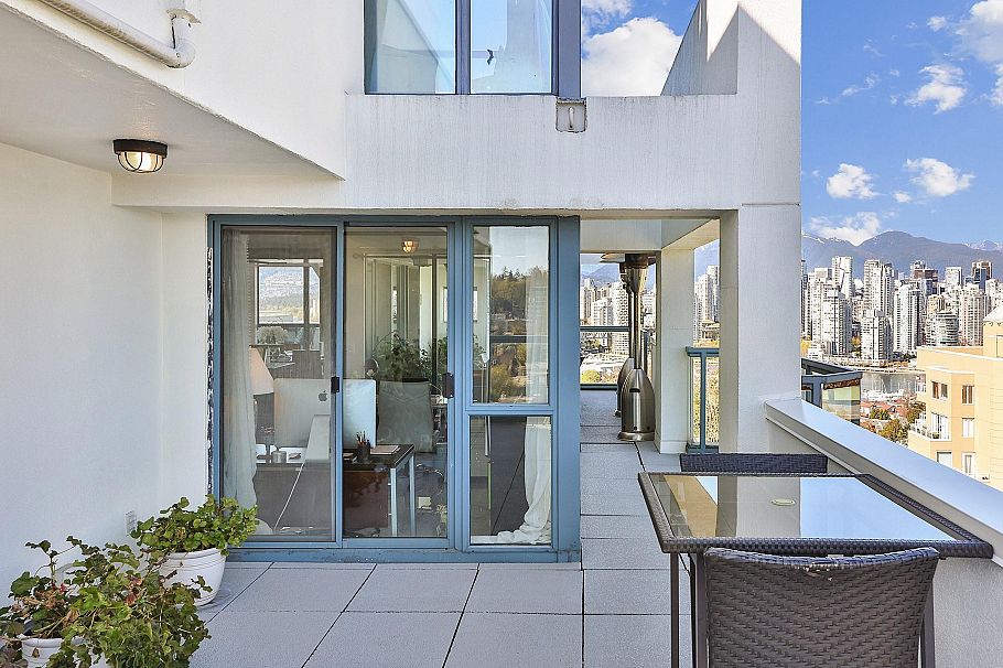 PH 1268 W Broadway Vancouver, BC - 22