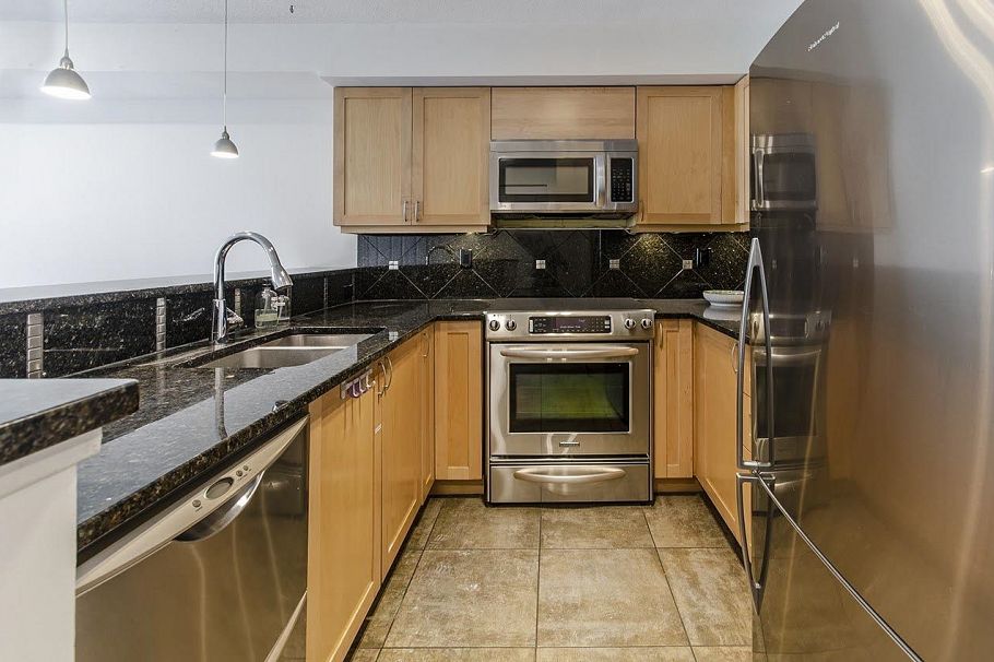 308 1707 Charles Street Vancouver, BC - 1