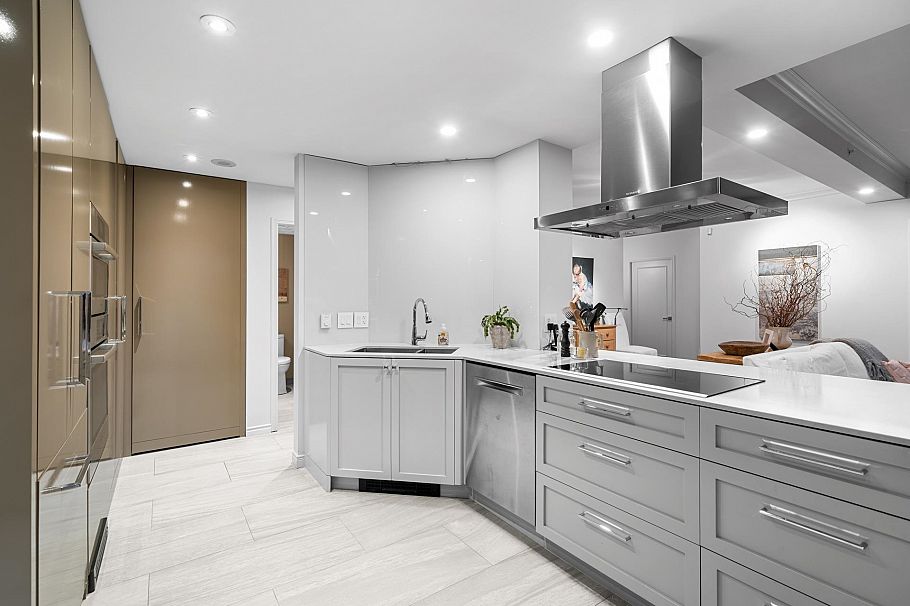 700 1788 W 13th Avenue Vancouver, BC - 8