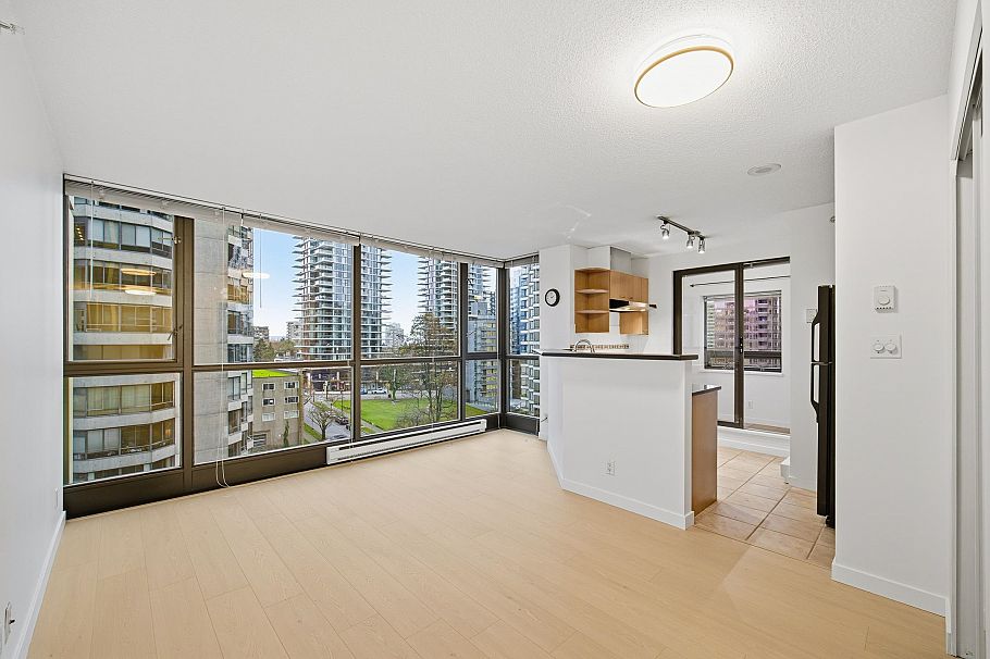 802 1367 Alberni Street Vancouver, BC - 7